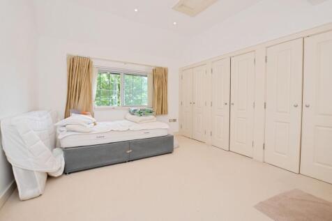 a166737f-Bedroom ...
