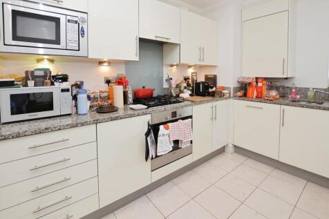 566828dc-Kitchen