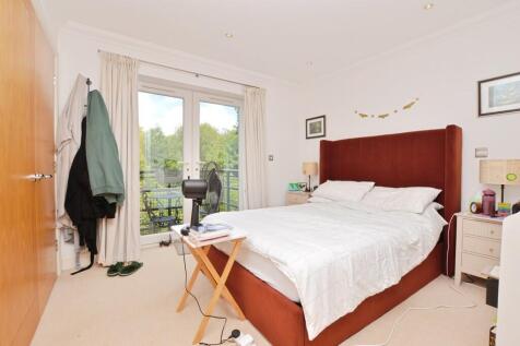 4581085a-Bedroom ...