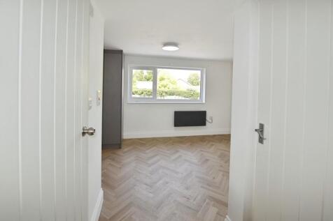 c2ec6b75-Bedroom