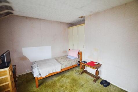 4e728ecf-Bedroom ...