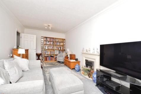 703e1a82-Lounge 2...