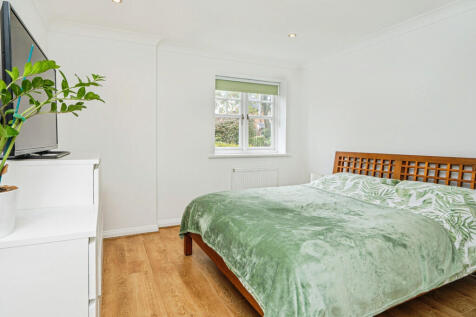 gu216je-fa-dsc036...