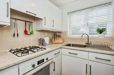 gu216je-fa-dsc041...