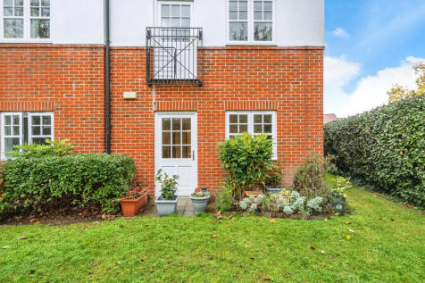 gu216je-fa-dsc041...