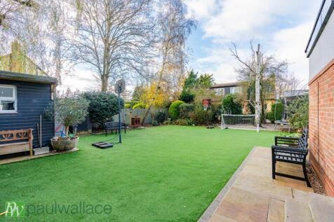 South Facing Rear Garden