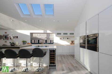 Open Plan Kitchen / Lounge / Diner