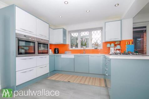 Kitchen / Breakfast Room