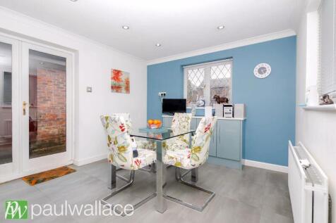 Kitchen / Breakfast Room