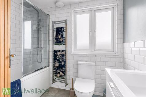 First Floor Bathroom