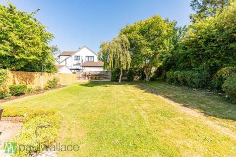 70&#39; Rear Garden