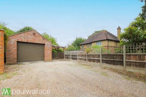Detached Double Garage