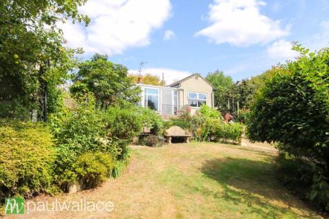 210&#39; South West Facing Garden