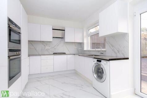 Kitchen / Breakfast Room