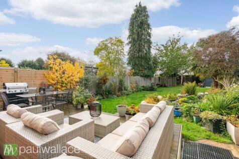100&#39; West Facing Garden
