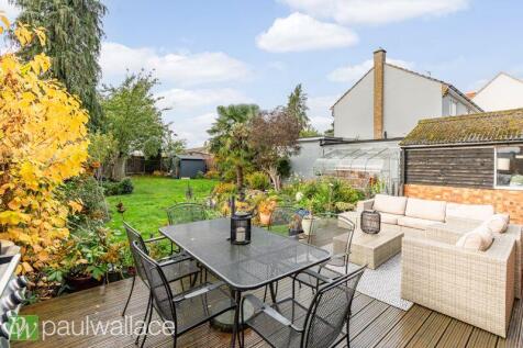 100&#39; West Facing Garden