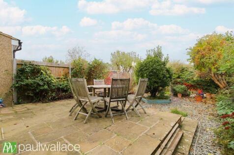 140' Rear Garden