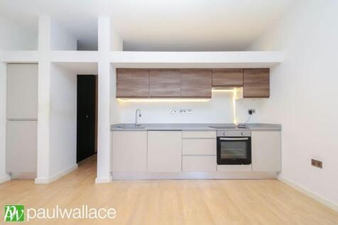 Open Plan Kitchen / Living