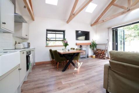 Annexe / Living Room