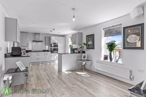 Kitchen / Breakfast Room