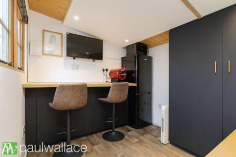 Timber Outbuilding / Home Office