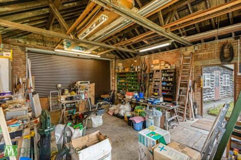 Detached Double Garage
