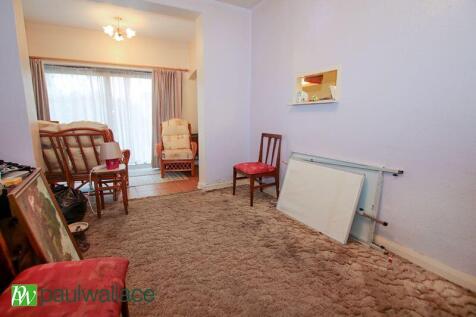 Lounge/Dining Area
