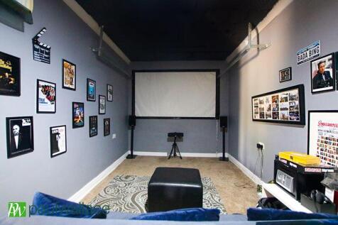 Garage/Cinema Room