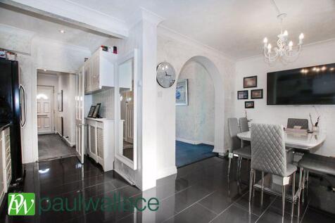Kitchen/Dining Area