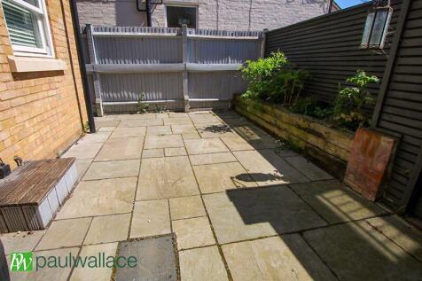 Courtyard Garden 1