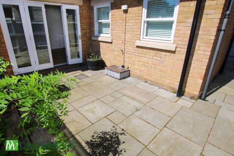 Courtyard Gardens