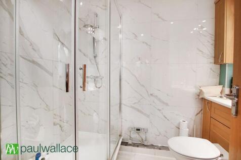 Family Shower Room
