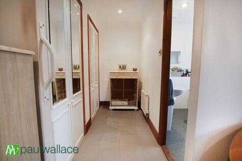 Walk-In Wardrobe