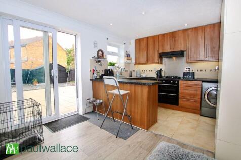 Kitchen/Dining Area