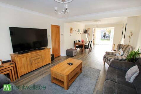 Open Plan Lounge/Dining Room/Kitchen