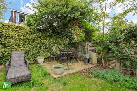 Garden Snug