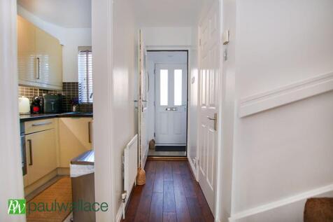 Entrance Hallway/Kitchen