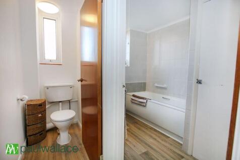 Bathroom/ Cloakroom