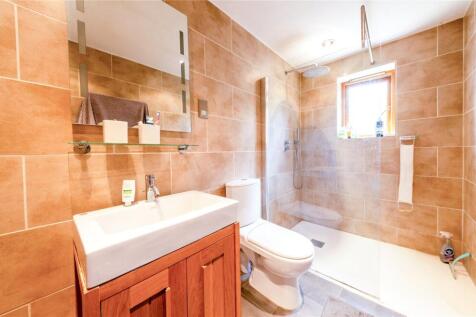 Ensuite Bedroom1