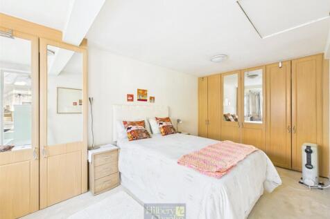 Downstairs Bedroom 2
