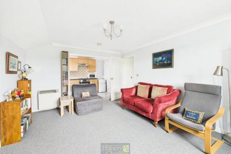 Lounge/Kitchen