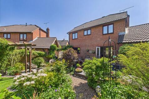 Garden/Rear Shot