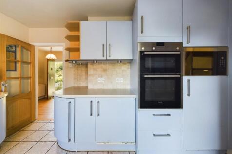 Kitchen 4