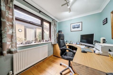 1361604-2-68e62e0c6dc10