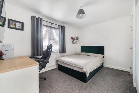 1382334-17-691c4d620c8d2