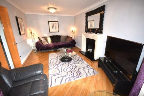 FAMILY LOUNGE