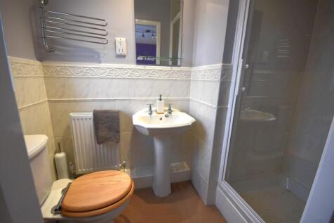 GUEST EN-SUITE