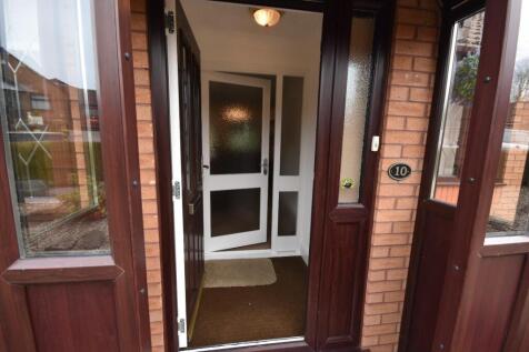 ENTRANCE PORCH