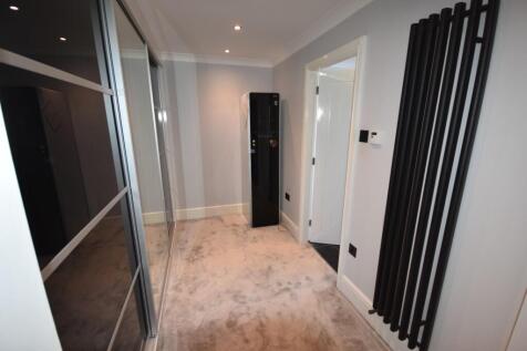 DRESSING AREA