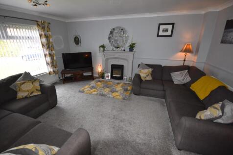 FAMILY LOUNGE